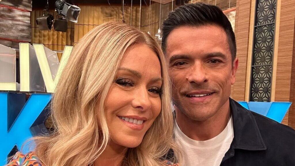 Kelly Ripa and Mark Consuelos