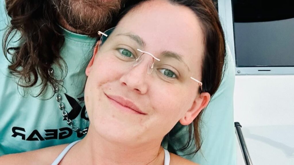 Jenelle Evans smiling