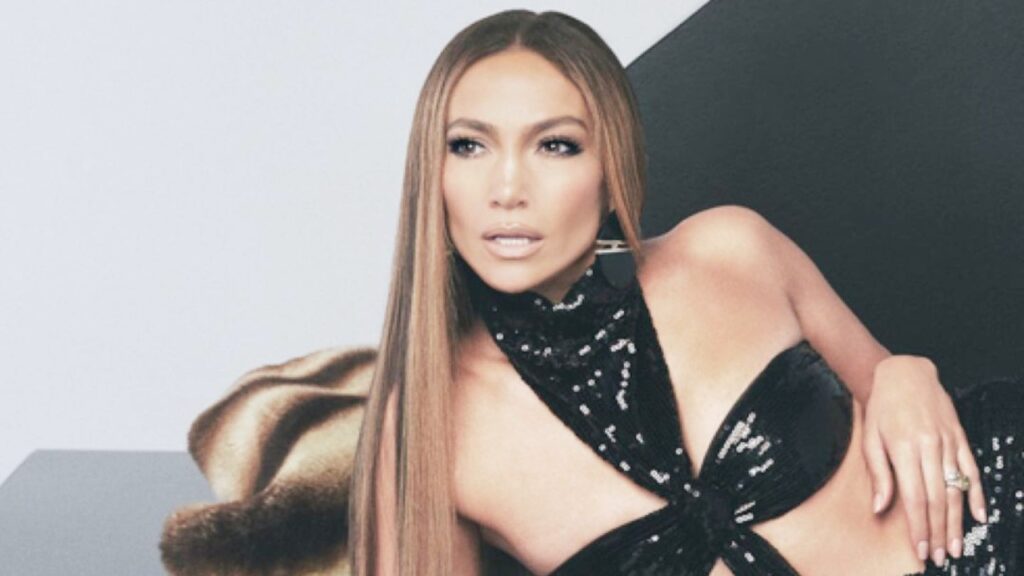 Jennifer Lopez poses in black dress