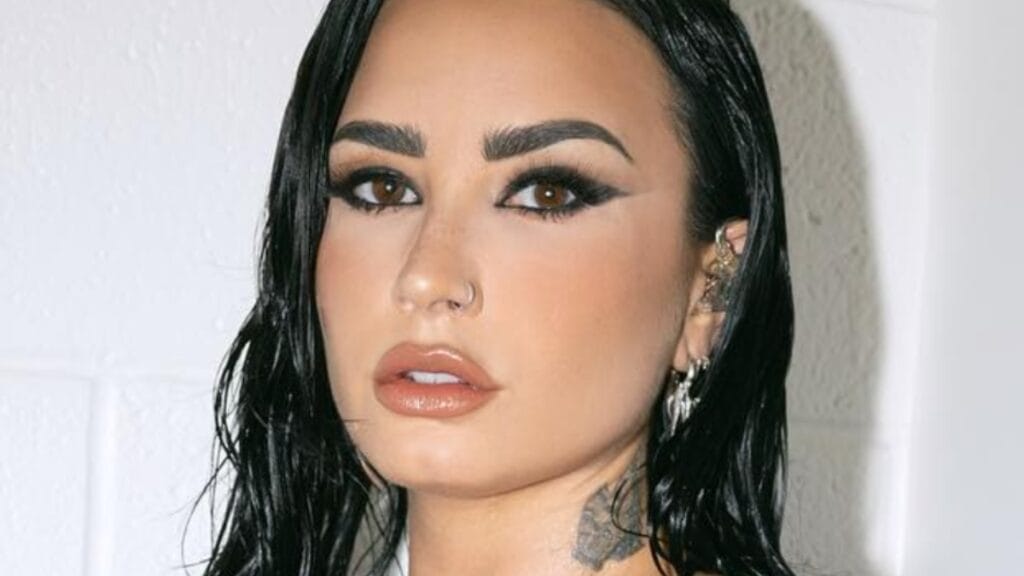 Demi Lovato close up