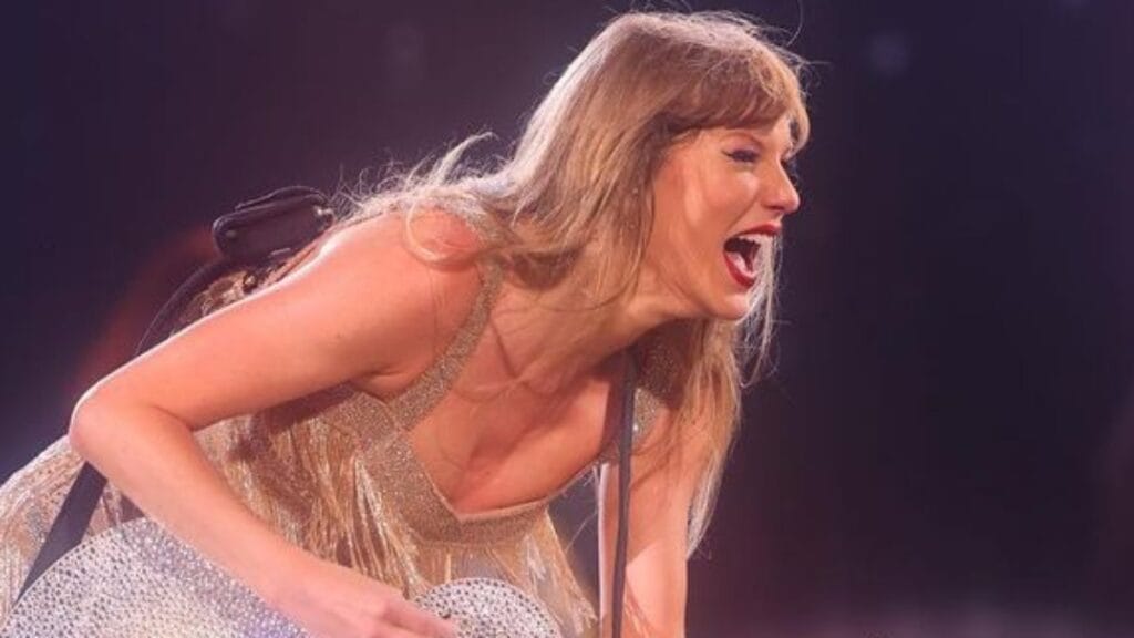 Taylor Swift performing on stage