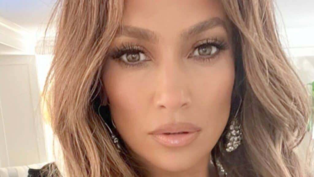 Jennifer Lopez close up