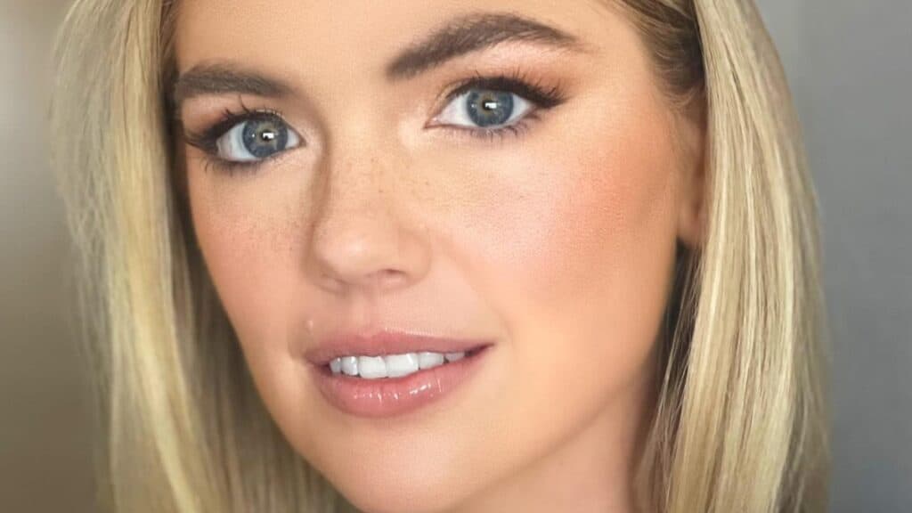 Kate Upton close up