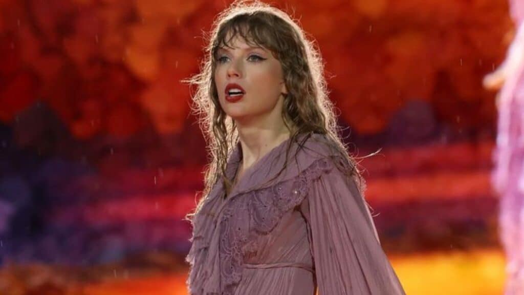 Taylor Swift performs first rain concert during Eras tour.