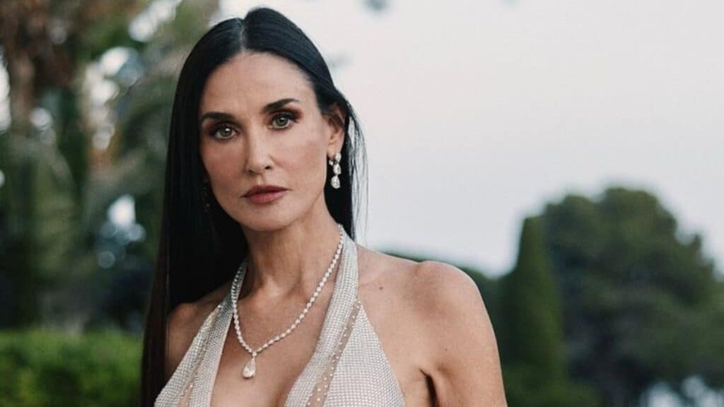 Demi Moore bikini shot rocks Instagram