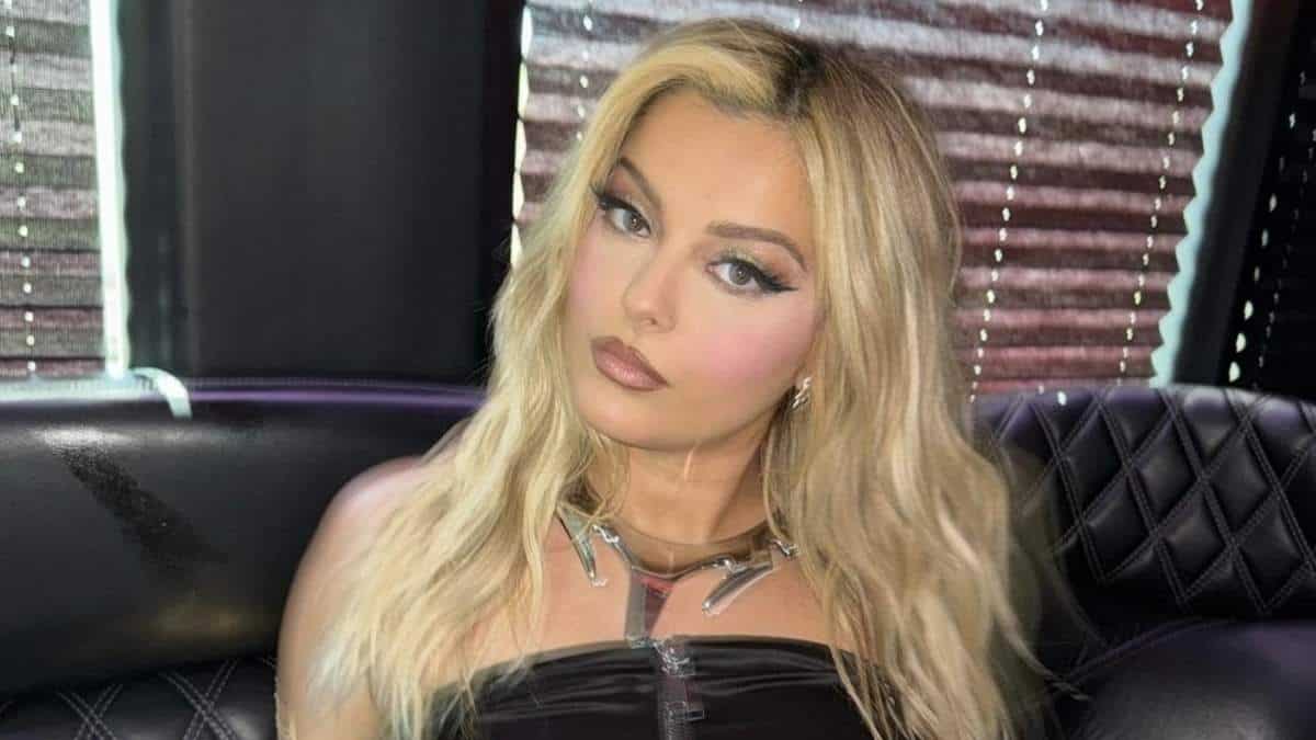 Bebe Rexha Claims She Was Kicked Off Flight For Speaking Albanian | The ...