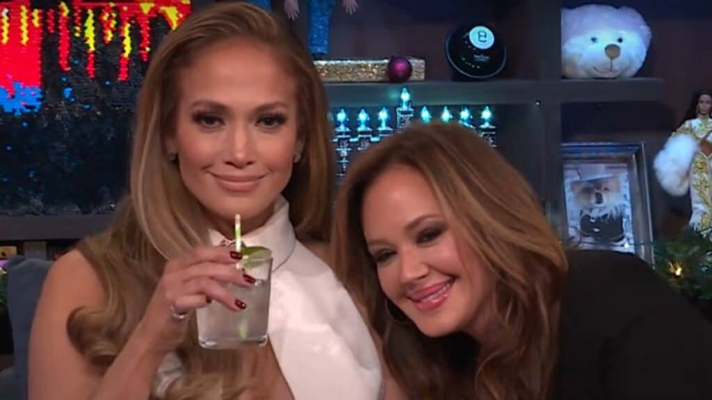 Jennifer Lopez- Leah Remini