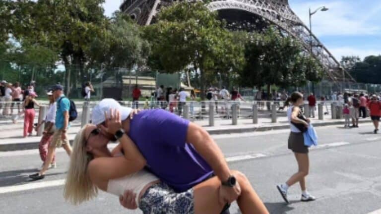 Payton Otterdahl gets engaged in Paris, France