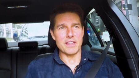 Tom Cruise sans daughter Suri Cruise