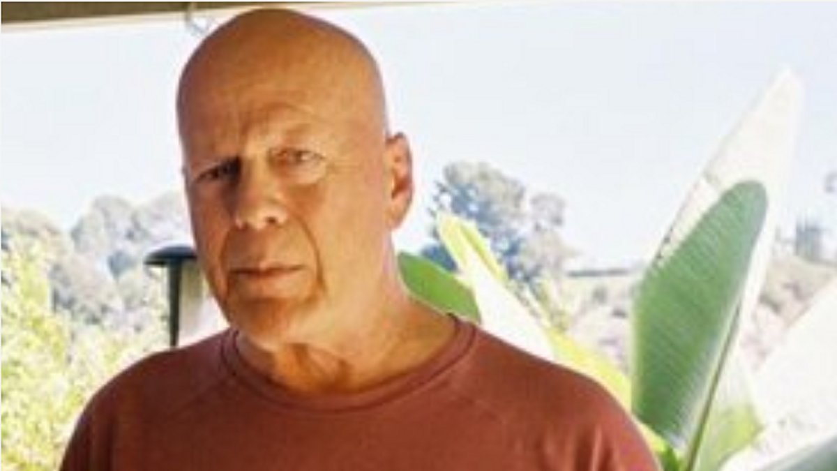 Bruce Willis Family Members Heartbroken As Health Decline Renders Him ‘Helpless’ He ‘No Longer Recognizes’ Loved Ones