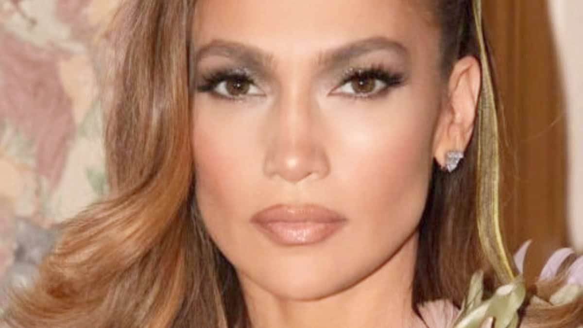 Jennifer Lopez Plots Ben Affleck Revenge In Tight Top And Heels