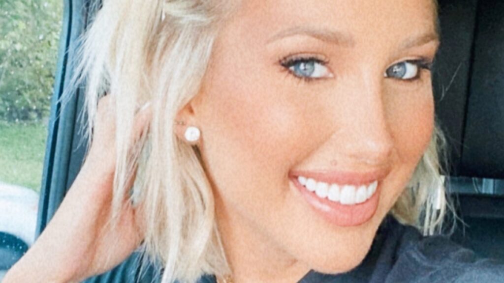 Savannah Chrisley close up