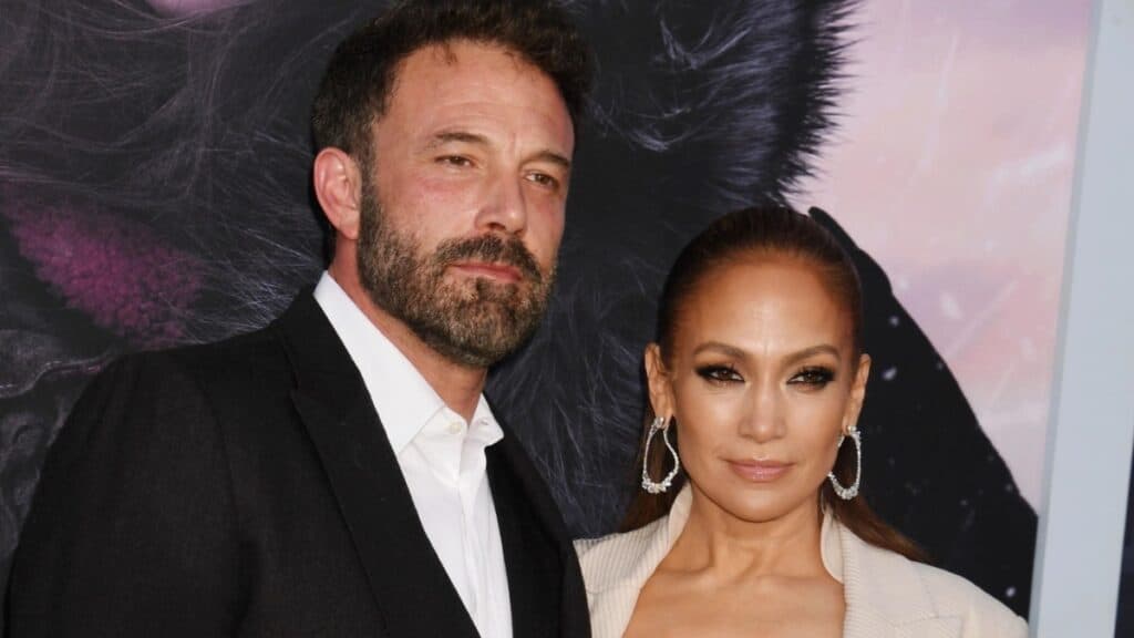 Ben Affleck and Jennifer Lopez on the red carpet.