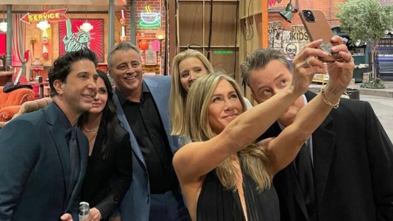 Jennifer Aniston and Friends cast