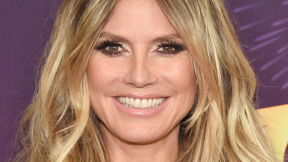 Heidi Klum Fat-Shamed In Tight Glitter Dress That’s ‘Unflattering’