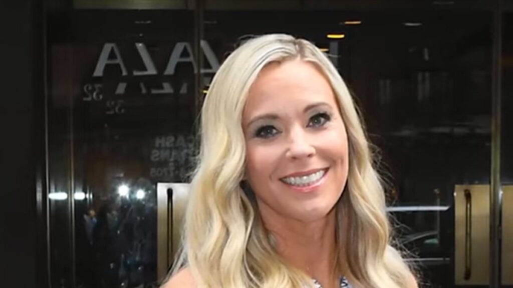 Reality TV star Kate Gosselin is trying to return to TV amid her ongoing money troubles.