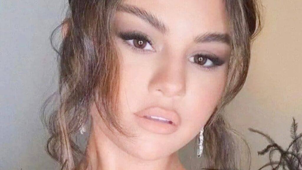 Selena Gomez poses close up