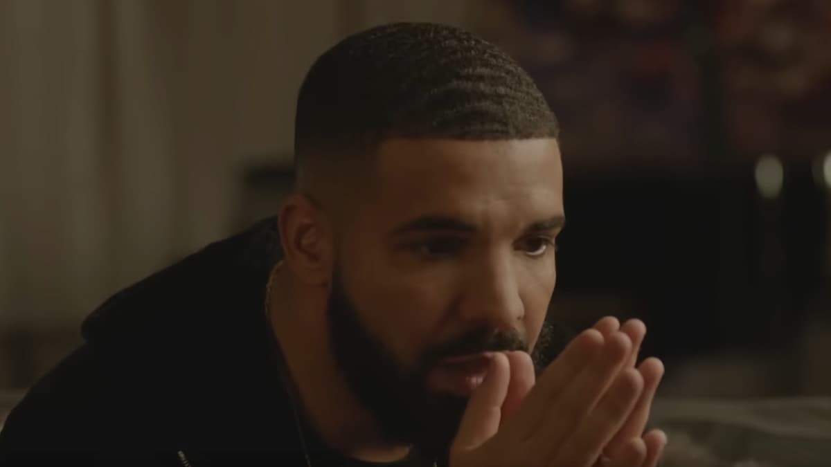 Drake Draws Line in the Sand After Unfollowing LeBron James and Other NBA Stars for Supporting Kendrick Lamar