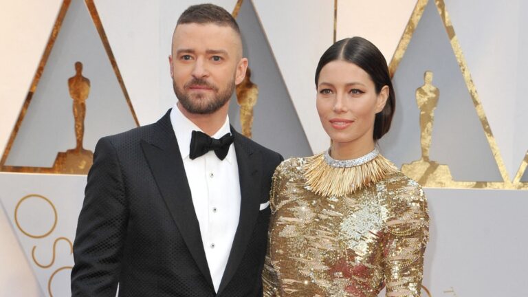 Justin Timberlake and Jessica Biel on the red carpet.