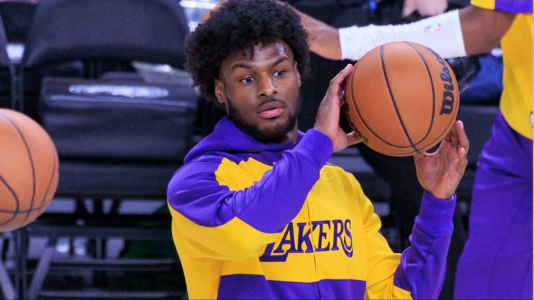 Bronny James warms up for Lakers vs. Timberwolves