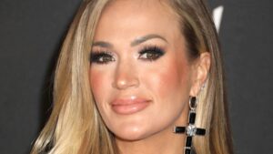 Carrie Underwood poses close up