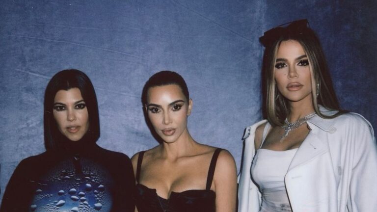 Kourtney Kardashian, Kim Kardashian, and Khloe Kardashian