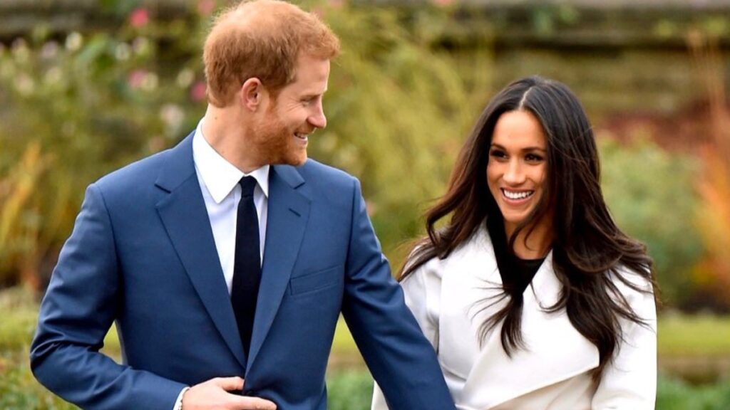 Prince Harry and Meghan Markle announce royal exit.