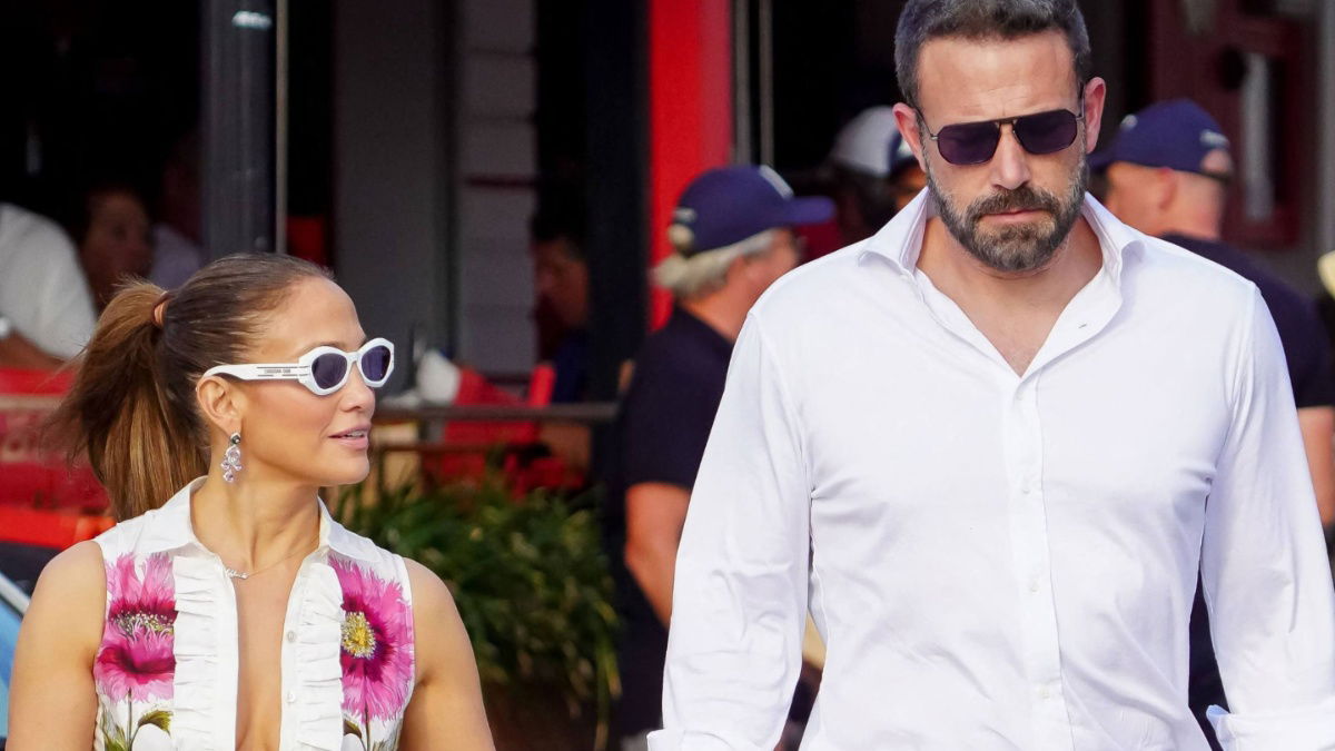 Jennifer Lopez Refuses To ‘Back Down’ As She Plots To Lure Ben Affleck In Over The Holidays: ‘It’s Going To Be Complete Chaos’