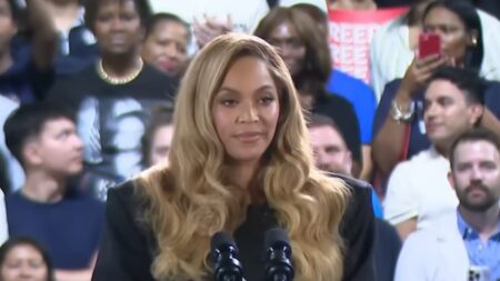 Beyoncé at a Kamala rally.