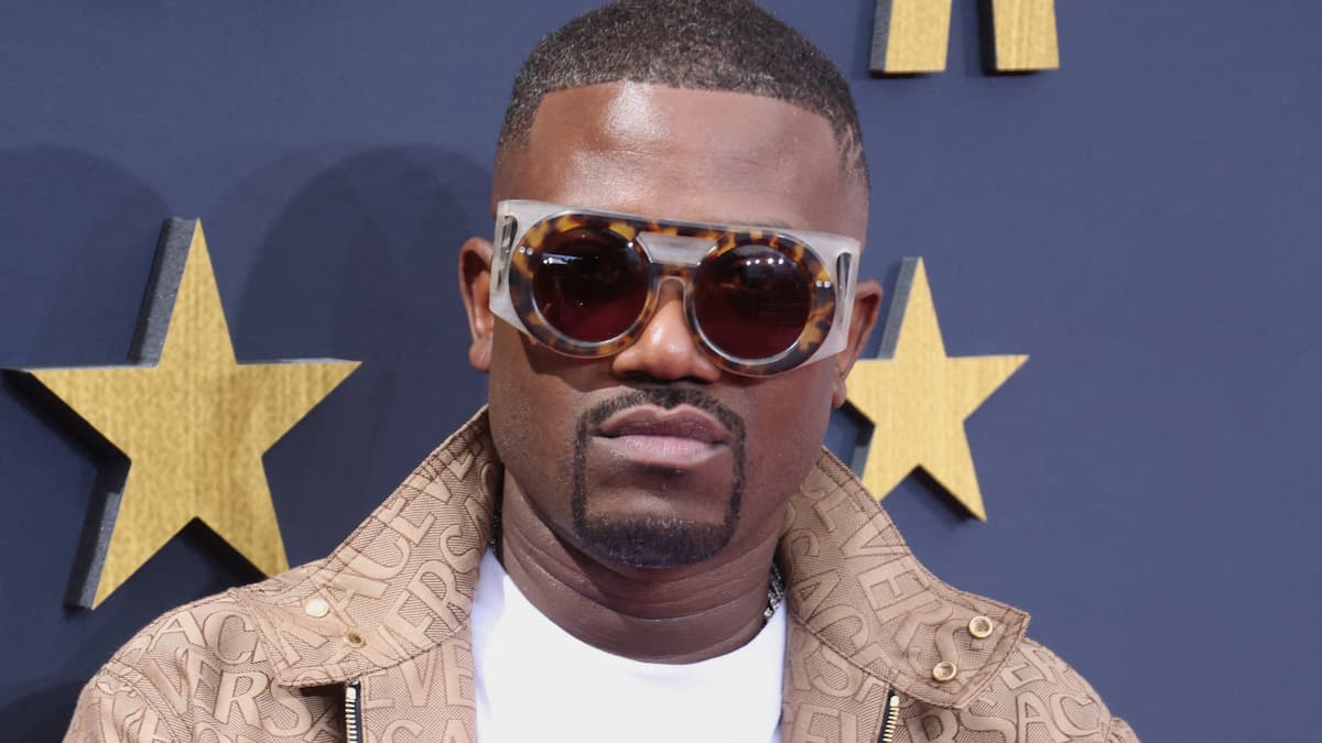 Ray J Slammed by Fans for Threatening To Snatch Pastor Jamal Bryant ‘Off the Pulpit'