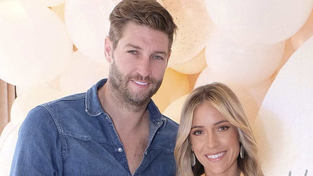 Jay Cutler and Kristin Cavallari smiling