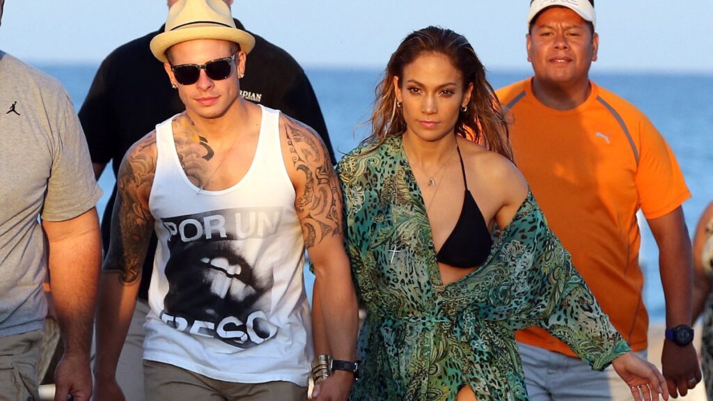 Jennifer Lopez and ex boyfriend Casper Smart filming a music video with Pitbull, 2013.