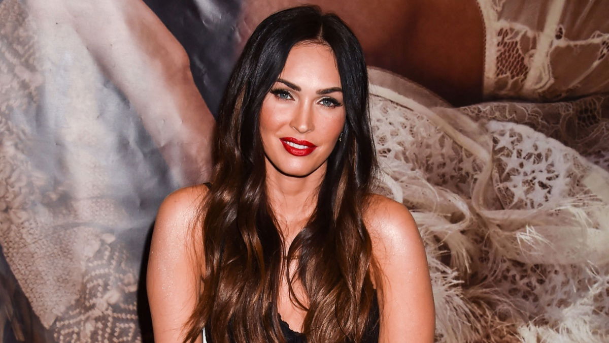 Pregnant Megan Fox Sparks Romance Rumors Due to ‘Insane’ Chemistry With Hunky Actor Amid Machine Gun Kelly Split: ‘I Would Not Blame Her’