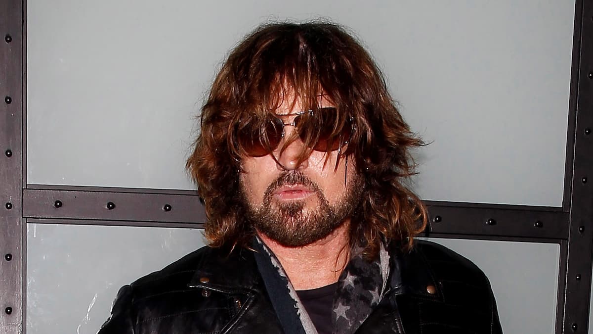 Billy Ray Cyrus Calls on Communities to ‘Come Together’ as LA Wildfires Continue: ‘It’s During Times Like These That We See the Best in Humanity’