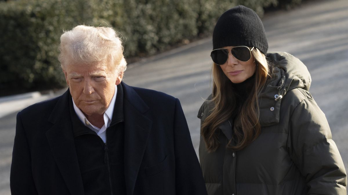 Melania Trump Embodies 'I-Don't-Care, Do You? Mode' in Beanie & Sunglasses During First Official Visit to North Carolina: 'A Little Too Casual'