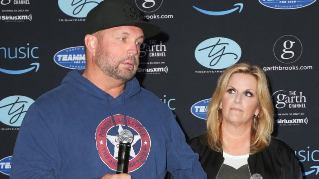 Garth Brooks and Trisha Yearwood at an event.