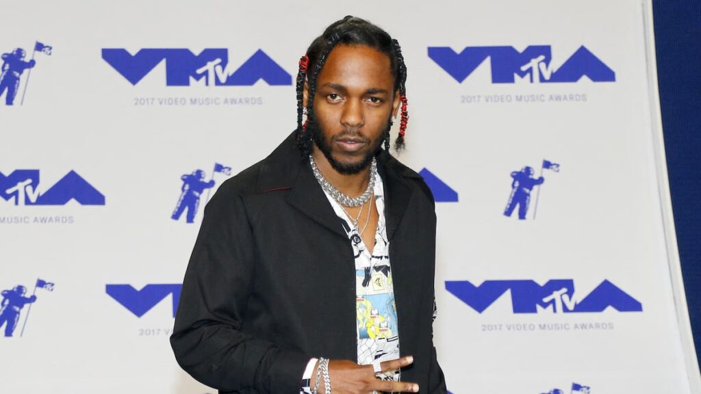 Kendrick Lamar on red carpet at VMAs.