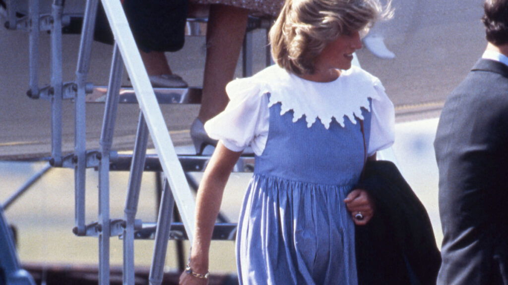 Photo of a Pregnant Princess Diana 1985.