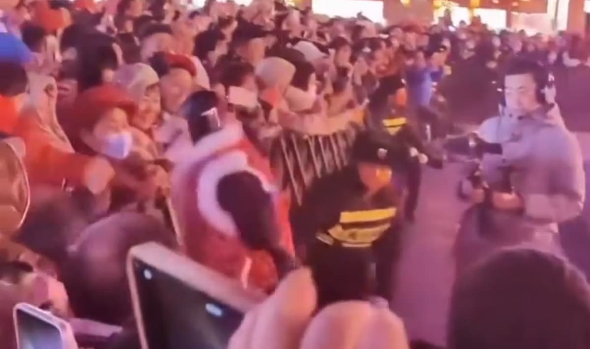 Chinese Robot Causes Alarm After Appearing to Attack Man in Crowd During Showcase: ‘So It Begins’