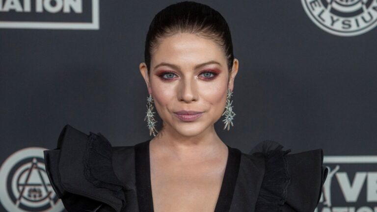 Michelle Trachtenberg at an event.