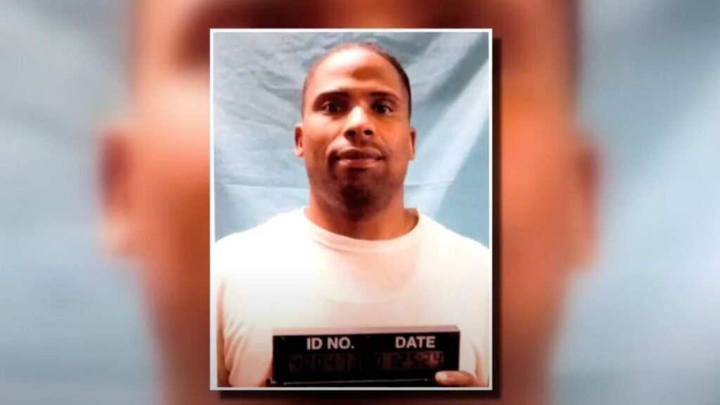 Louisiana Death Row Inmate Executed by Choking on Nitrogen Gas for 19 Minutes Despite Pleading for 'Humane' Death: 'These Republicans Really Think They're Going to Heaven!'