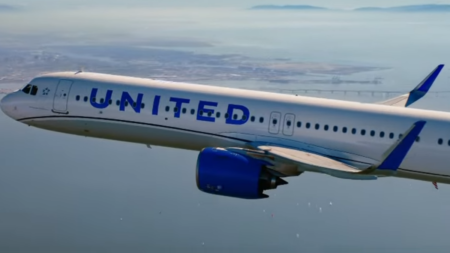 United Airlines Airplane