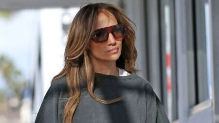 Jennifer Lopez in casual outfit.