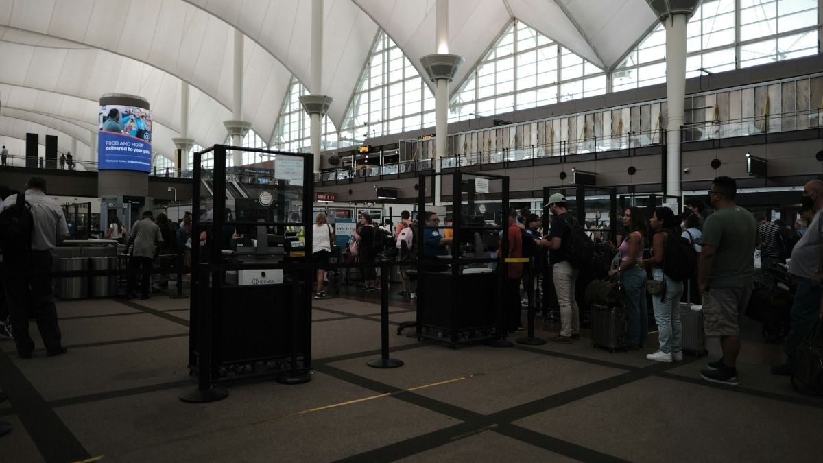 Tennessee Pastor Prefers Being ‘Molested’ By Male TSA Agents At Airport Rather Than Body Scanners That ‘Turn You Gay’