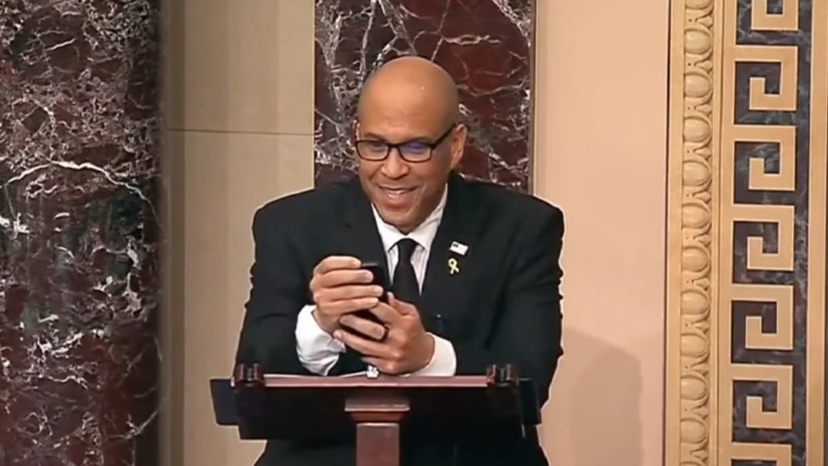 New Jersey’s Cory Booker Shatters Senate Record With 25-Hour Speech on Trump: ‘Defeating a Racist’s Record’