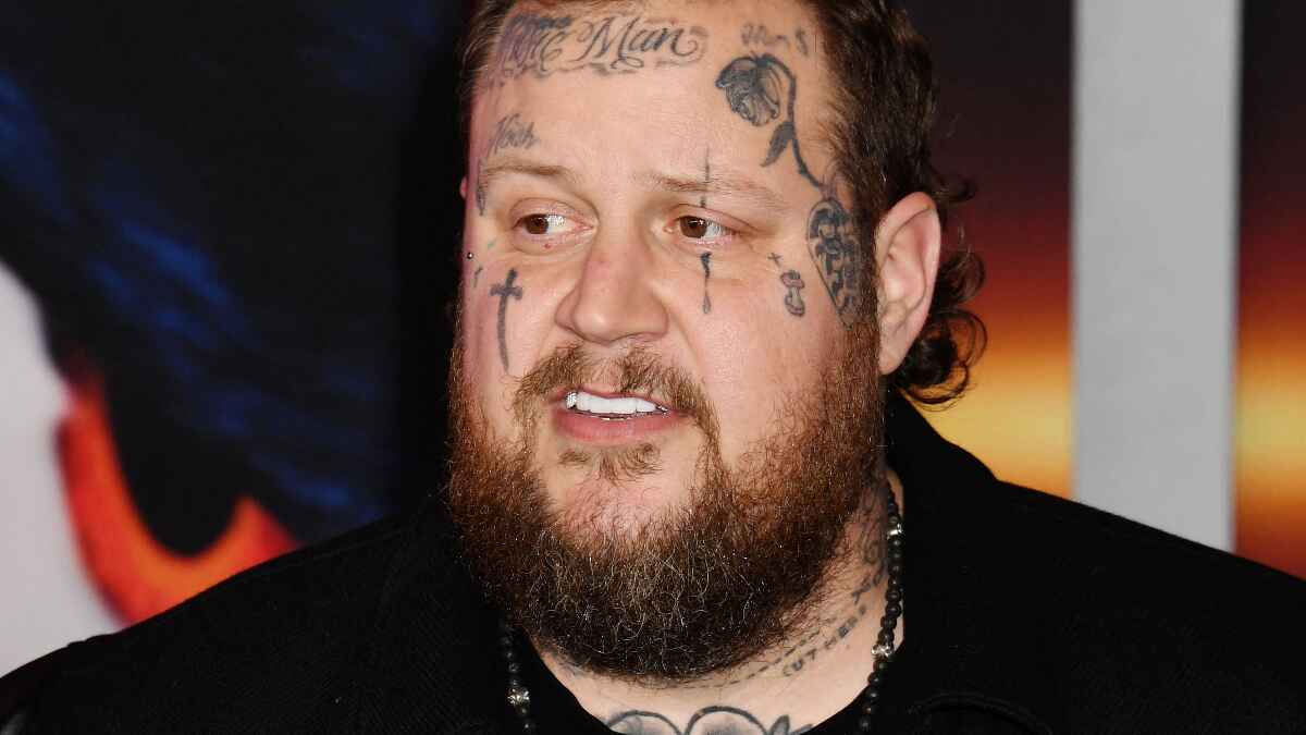 Jelly Roll 'Sorry' For Soiling Himself On Stage: 'I Was Confident It Was All Air'