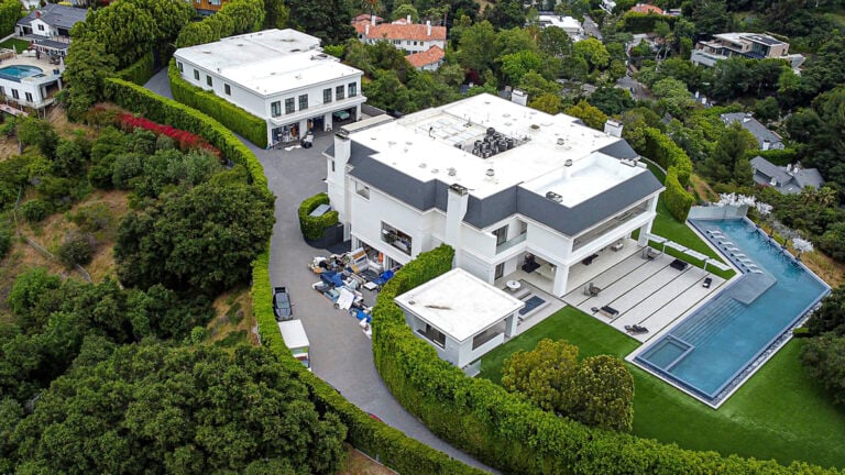 Jennifer Lopez & Ben Affleck's new $60 Million Beverly Hill mansion