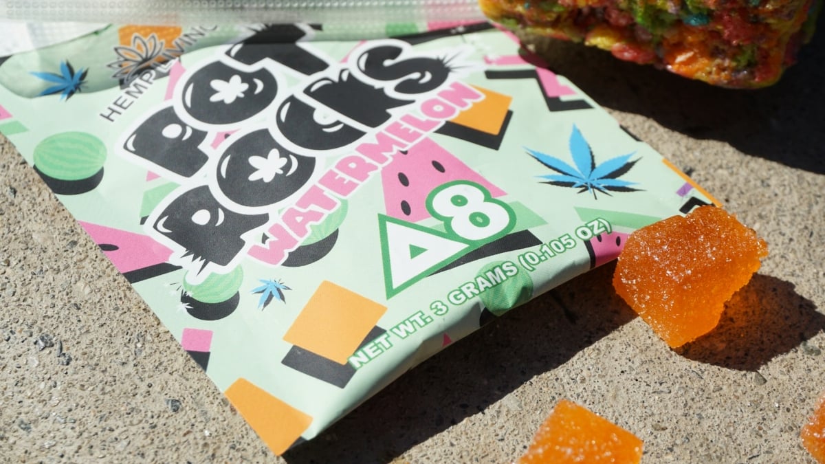 New York Teacher Gives Students Drugs After Mistaking Them for Candy: ‘Weird Thing to Mix Up’