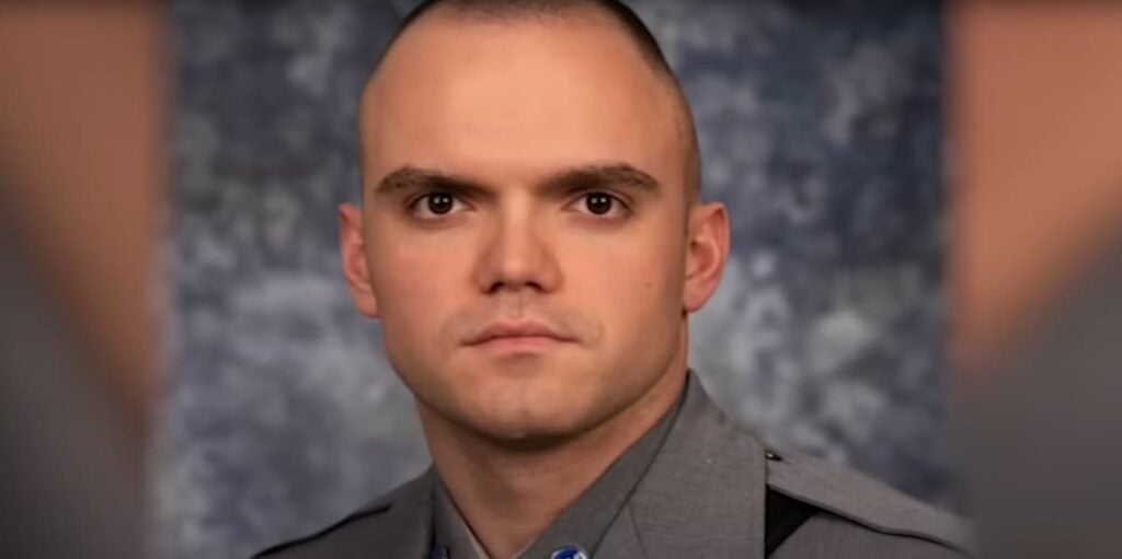 New York State Trooper shot himself to win over his girlfriend