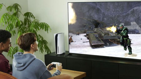 360 Games on PS5? Xbox Is Building a Team to Make 'Legacy Games' Work on 'Modern Platforms'